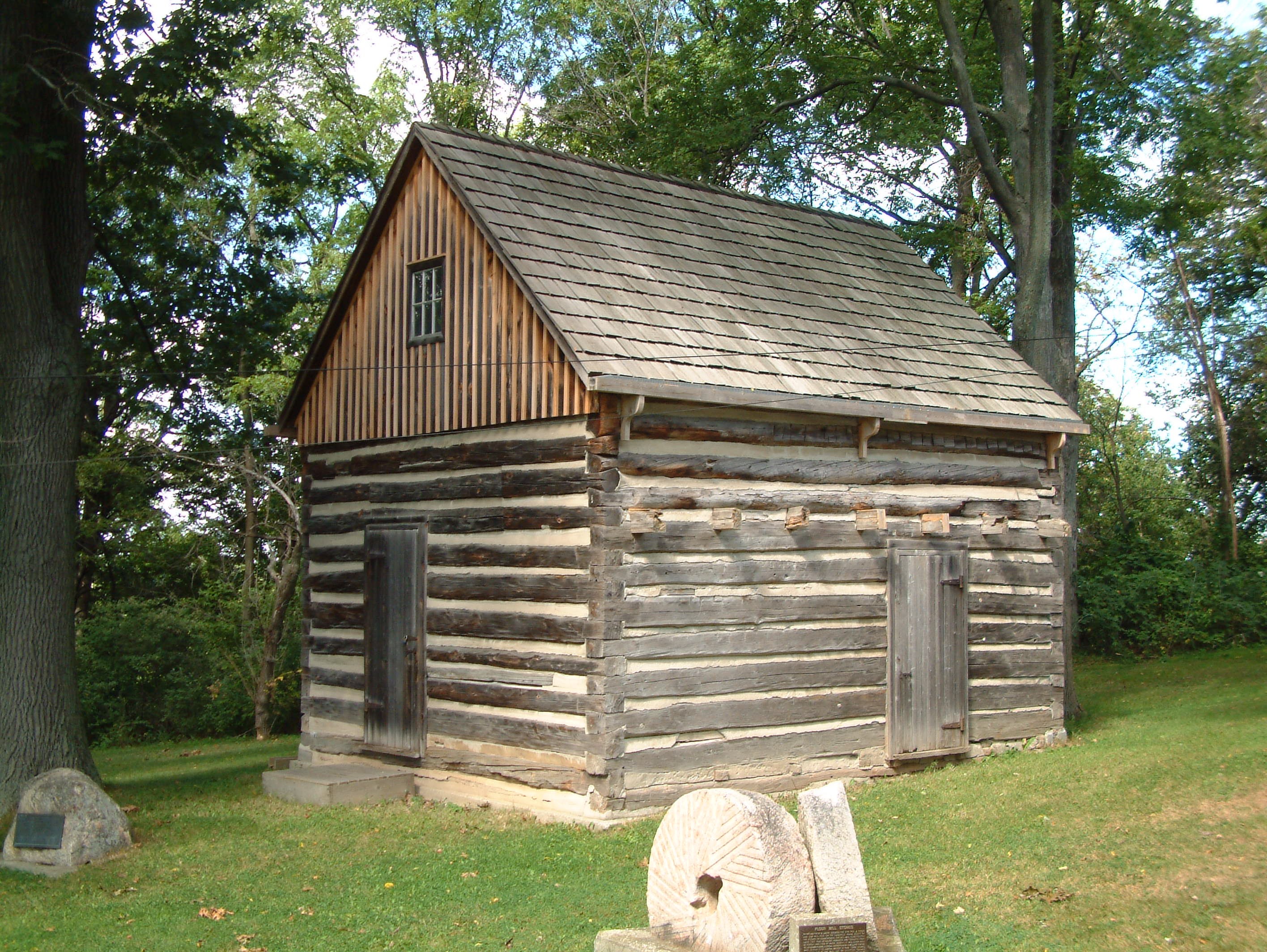 Nicolas log cabin