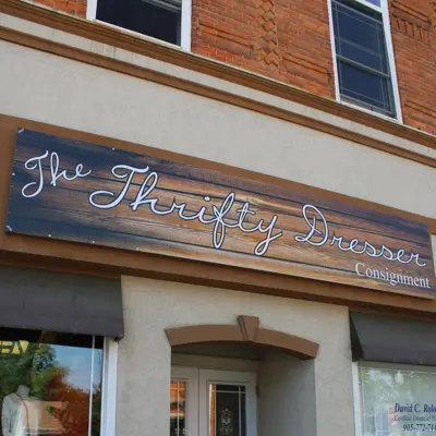 The Thrifty Dresser exterior